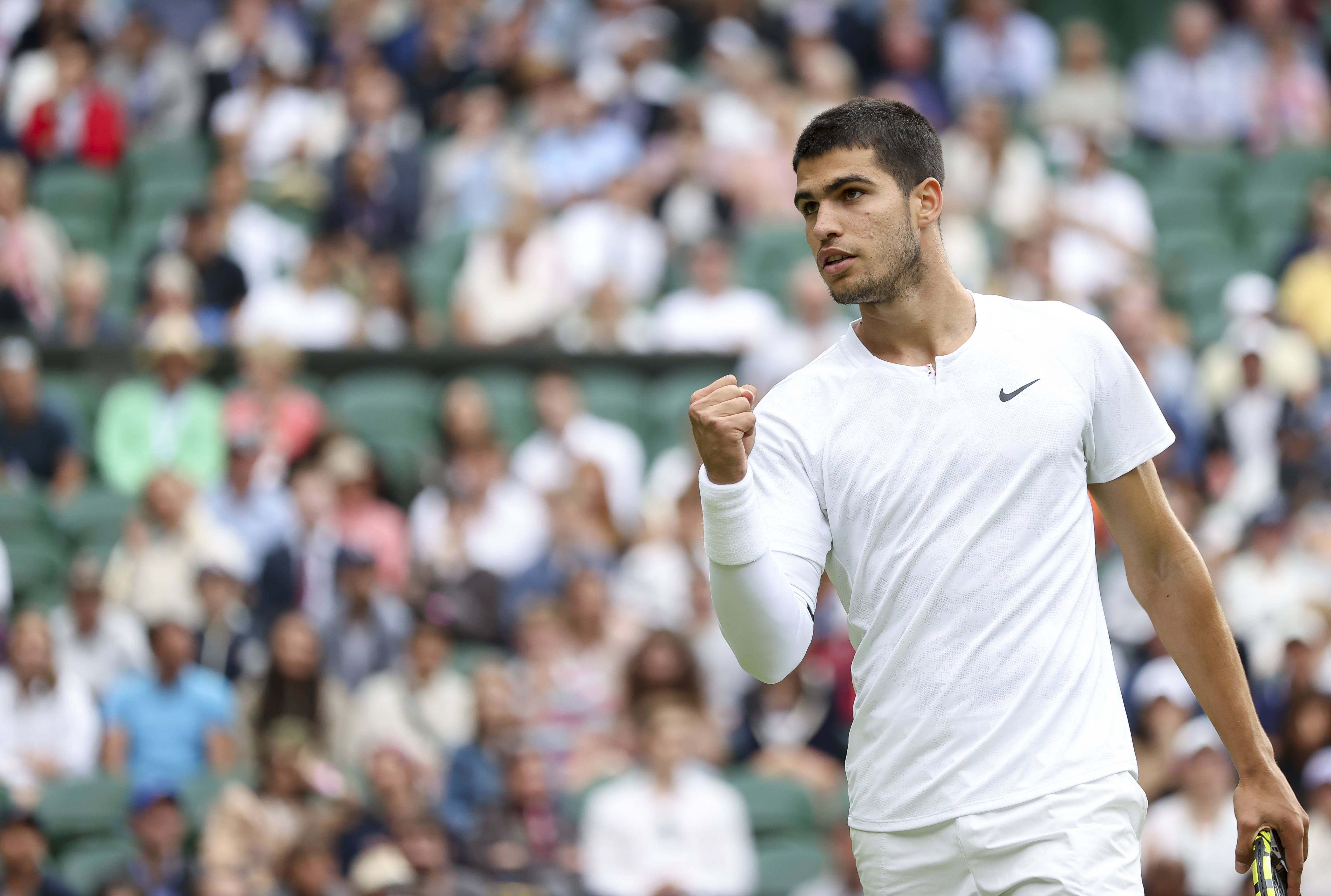 着更多年轻 着更多年轻