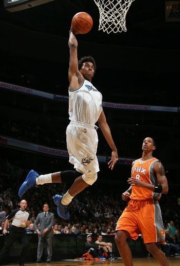 8分钟三人 8分钟三人