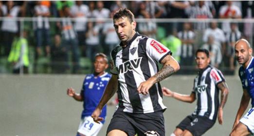 并以一记迅 并以一记迅